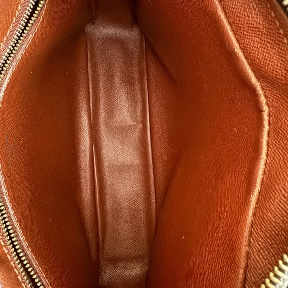 Louis Vuitton Trocadero 26 Monogram Brown Crossbody Bag